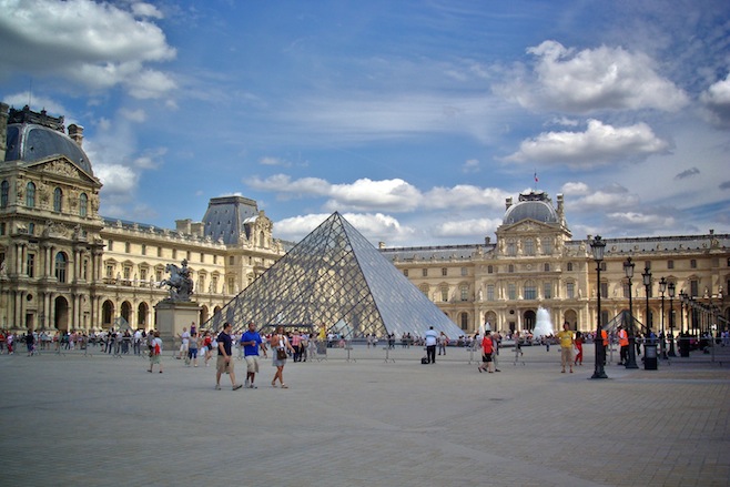 FR Paris Louvre2